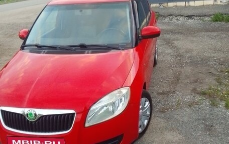 Skoda Fabia II, 2008 год, 500 000 рублей, 2 фотография