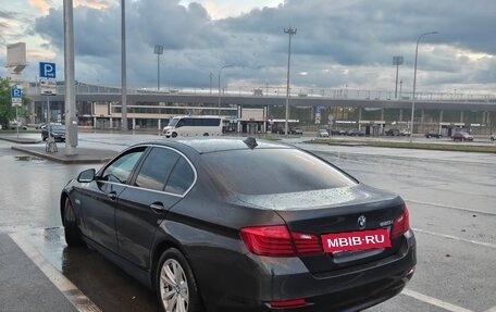 BMW 5 серия, 2015 год, 1 790 000 рублей, 4 фотография