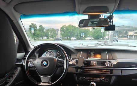 BMW 5 серия, 2015 год, 1 790 000 рублей, 8 фотография