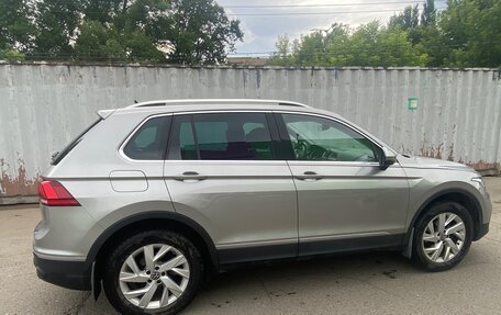 Volkswagen Tiguan II, 2021 год, 3 490 000 рублей, 4 фотография