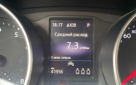 Volkswagen Tiguan II, 2021 год, 3 490 000 рублей, 9 фотография