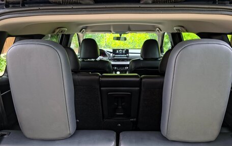 Mitsubishi Outlander, 2022 год, 3 350 000 рублей, 22 фотография