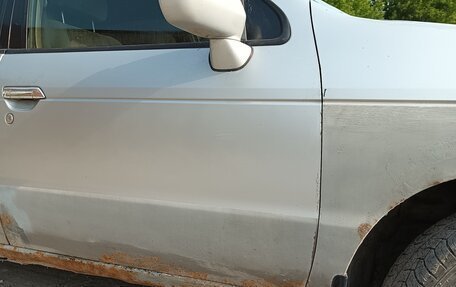Nissan Rnessa, 1999 год, 250 000 рублей, 3 фотография