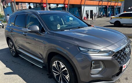 Hyundai Santa Fe IV, 2018 год, 1 800 000 рублей, 3 фотография
