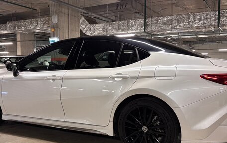 Toyota Camry, 2024 год, 3 500 000 рублей, 5 фотография
