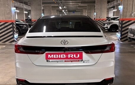 Toyota Camry, 2024 год, 3 500 000 рублей, 4 фотография