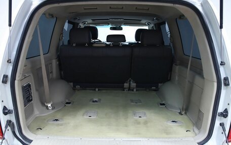 Lexus LX II, 2003 год, 2 070 000 рублей, 9 фотография