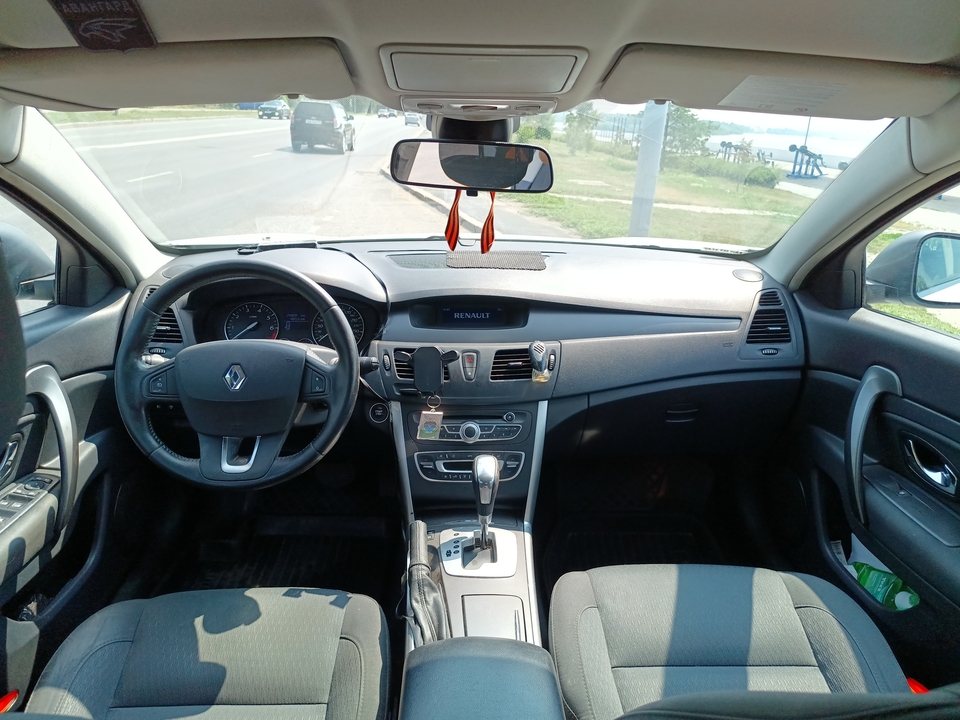 Renault Latitude I, 2012 год, 750 000 рублей, 14 фотография