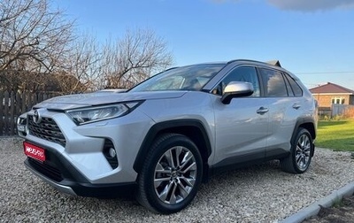 Toyota RAV4, 2020 год, 4 200 000 рублей, 1 фотография