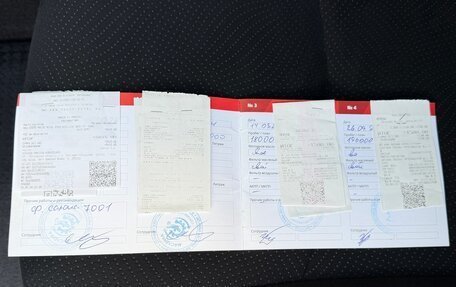 Toyota Prius, 2013 год, 1 350 000 рублей, 28 фотография
