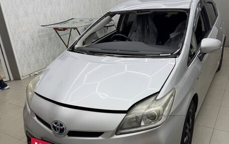 Toyota Prius, 2013 год, 1 350 000 рублей, 34 фотография