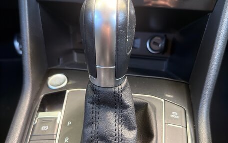 Volkswagen Tiguan II, 2019 год, 2 990 000 рублей, 16 фотография