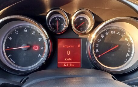 Opel Astra J, 2012 год, 800 000 рублей, 2 фотография