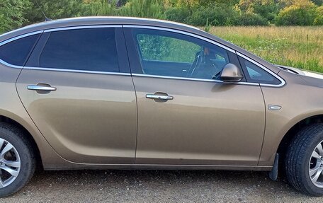 Opel Astra J, 2012 год, 800 000 рублей, 13 фотография