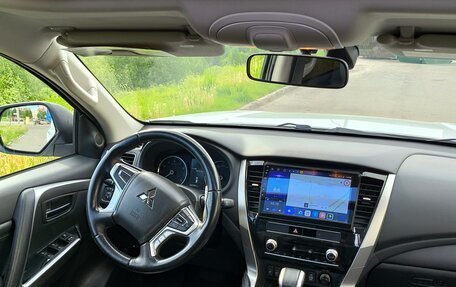 Mitsubishi Pajero Sport III рестайлинг, 2020 год, 4 150 000 рублей, 9 фотография