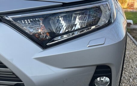 Toyota RAV4, 2020 год, 4 200 000 рублей, 14 фотография