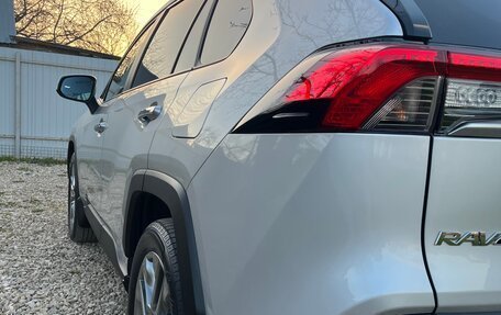 Toyota RAV4, 2020 год, 4 200 000 рублей, 16 фотография