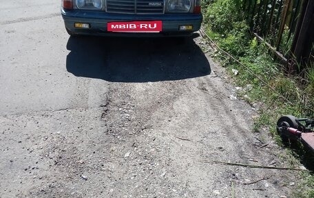Mazda 929, 1983 год, 105 000 рублей, 7 фотография