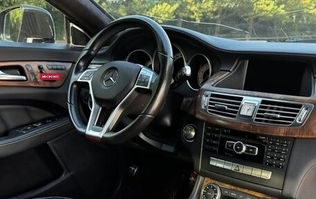 Mercedes-Benz CLS, 2011 год, 1 720 000 рублей, 15 фотография