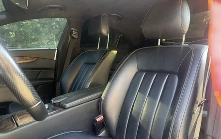 Mercedes-Benz CLS, 2011 год, 1 720 000 рублей, 23 фотография