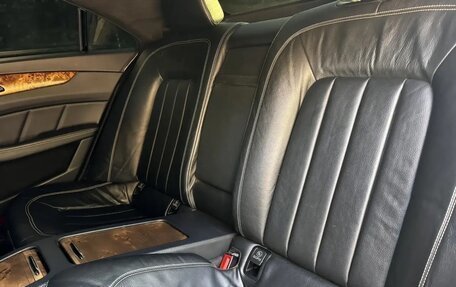 Mercedes-Benz CLS, 2011 год, 1 720 000 рублей, 24 фотография