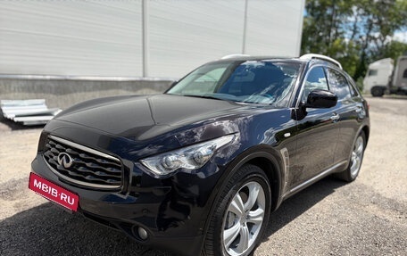 Infiniti FX II, 2011 год, 1 990 000 рублей, 2 фотография