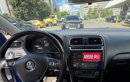 Volkswagen Polo VI (EU Market), 2017 год, 1 300 000 рублей, 11 фотография