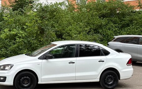 Volkswagen Polo VI (EU Market), 2017 год, 700 000 рублей, 4 фотография
