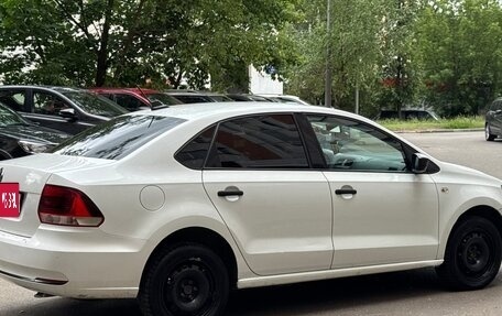 Volkswagen Polo VI (EU Market), 2017 год, 700 000 рублей, 5 фотография