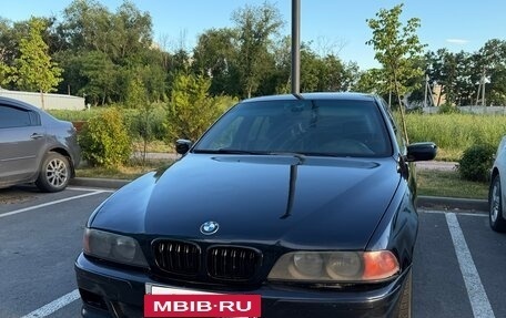 BMW 5 серия, 1999 год, 530 000 рублей, 2 фотография