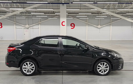 Toyota Corolla, 2015 год, 1 385 000 рублей, 5 фотография