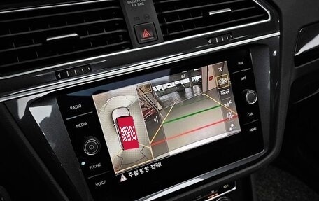 Volkswagen Tiguan II, 2020 год, 2 199 000 рублей, 14 фотография
