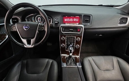 Volvo S60 III, 2018 год, 1 650 000 рублей, 6 фотография