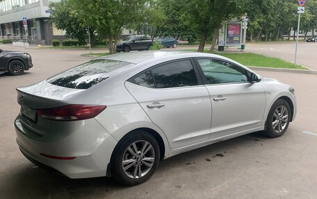 Hyundai Elantra VI рестайлинг, 2016 год, 1 075 000 рублей, 6 фотография
