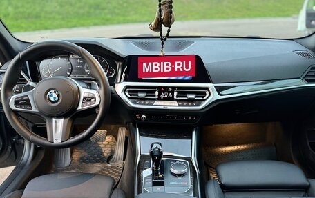 BMW 3 серия, 2020 год, 3 450 000 рублей, 10 фотография