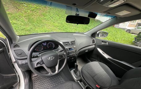 Hyundai Solaris II рестайлинг, 2016 год, 1 090 000 рублей, 5 фотография