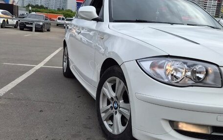 BMW 1 серия, 2010 год, 800 000 рублей, 5 фотография