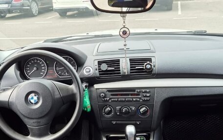 BMW 1 серия, 2010 год, 800 000 рублей, 9 фотография