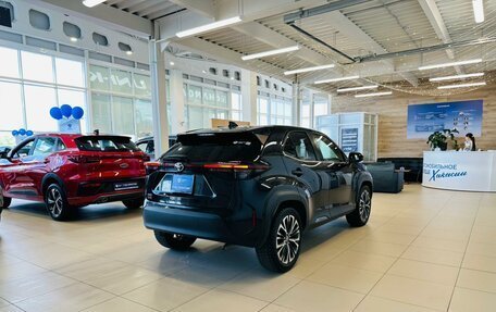Toyota Yaris Cross, 2021 год, 2 099 900 рублей, 6 фотография