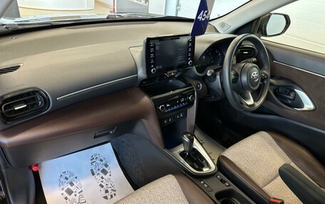 Toyota Yaris Cross, 2021 год, 2 099 900 рублей, 13 фотография