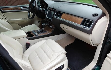 Volkswagen Touareg III, 2013 год, 2 400 000 рублей, 5 фотография