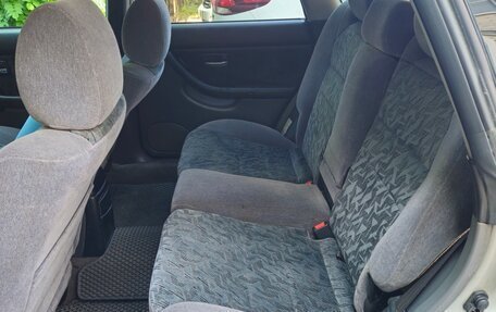 Subaru Legacy III, 2001 год, 550 000 рублей, 10 фотография