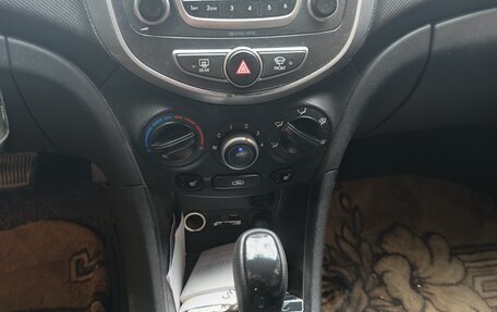 Hyundai Solaris II рестайлинг, 2014 год, 1 000 050 рублей, 5 фотография