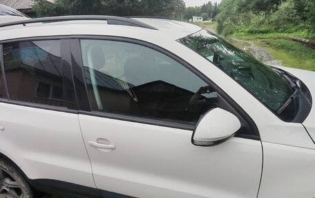 Volkswagen Tiguan I, 2011 год, 900 000 рублей, 4 фотография