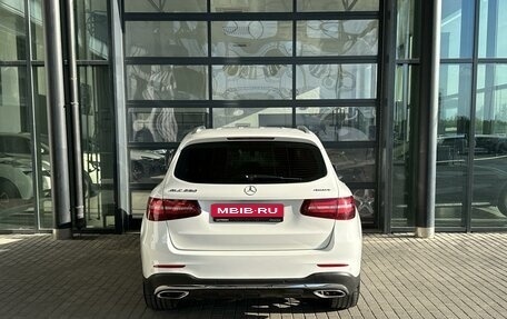 Mercedes-Benz GLC, 2018 год, 2 750 000 рублей, 4 фотография
