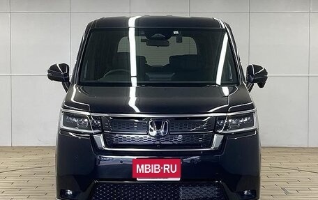 Honda Stepwgn, 2022 год, 2 170 100 рублей, 2 фотография