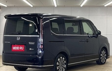 Honda Stepwgn, 2022 год, 2 170 100 рублей, 5 фотография