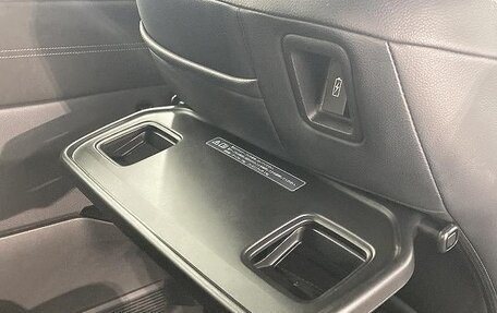 Honda Stepwgn, 2022 год, 2 170 100 рублей, 34 фотография