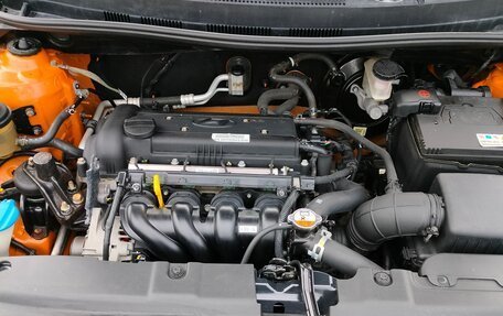 Hyundai Solaris II рестайлинг, 2015 год, 1 100 000 рублей, 8 фотография