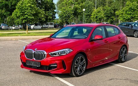 BMW 1 серия, 2022 год, 2 529 000 рублей, 4 фотография